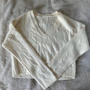 Cream Cable Knit V-Neck Sweater - Unbranded